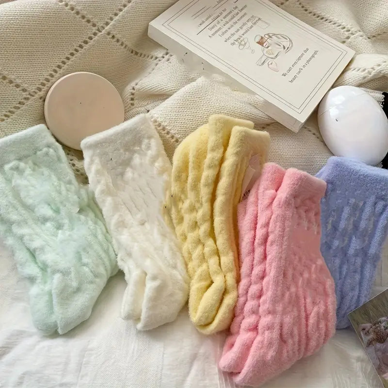 1 Pair of Fluffy Socks